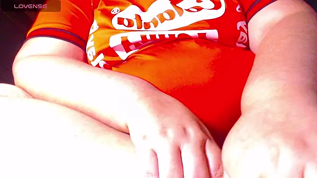 ashelymalefica's cam snapshot