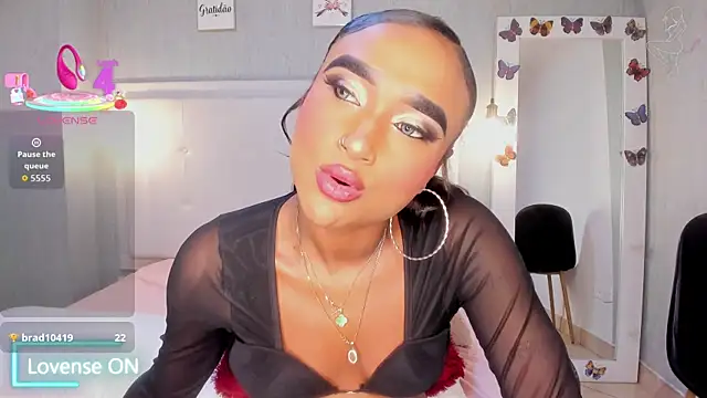 EsmeraldaNyx's cam snapshot