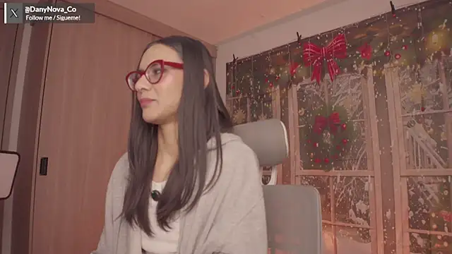 DanyNova_Co's cam snapshot