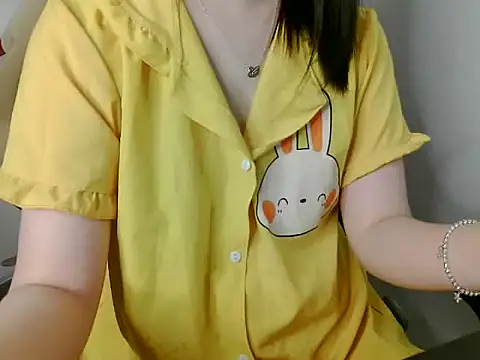 hilyti12 live sex cam