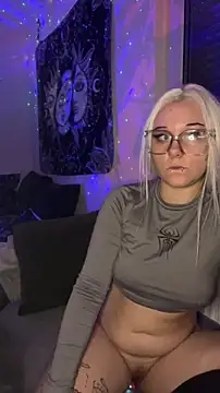 kinkygirl420x's cam snapshot