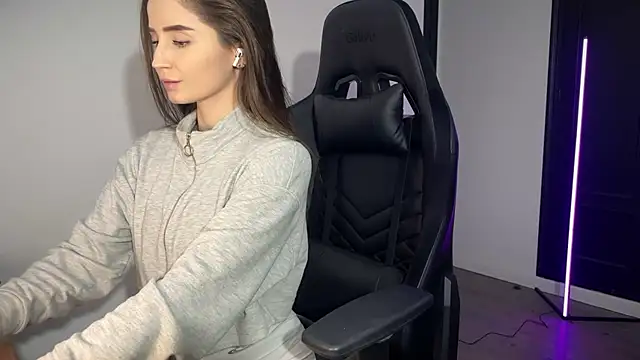 -KroshkaEnot-'s cam snapshot