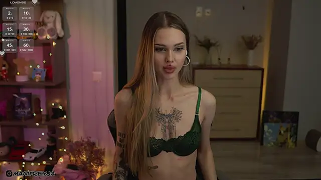 ManiFreyja's cam snapshot