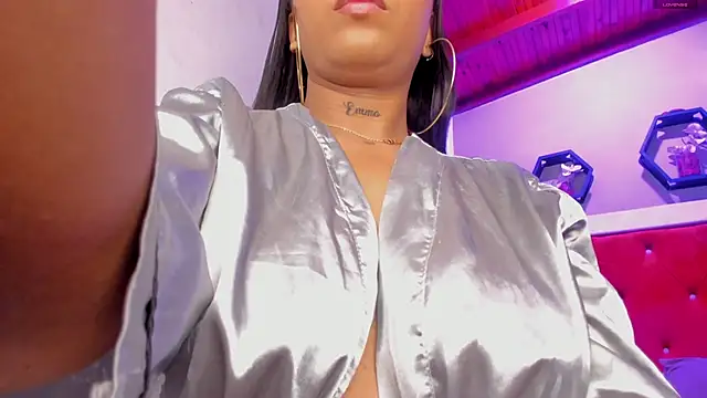 IsauraMontiel live sex cam