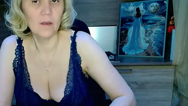 DanceDiva's cam snapshot