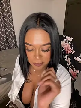 Emii_Love's cam snapshot