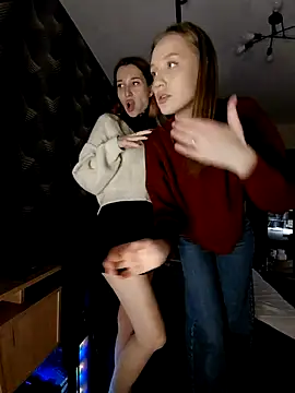 caressyourself's cam snapshot