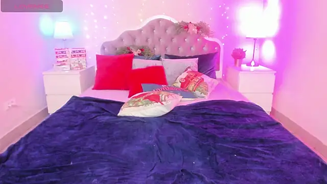 CamillaDreamer's cam snapshot