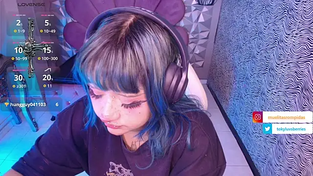 toky_doll's cam snapshot