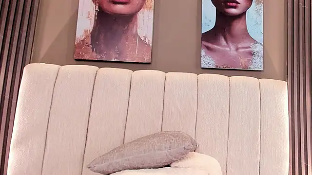 GiannaColling1's cam snapshot