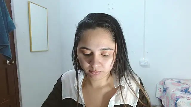 Thalian's cam snapshot