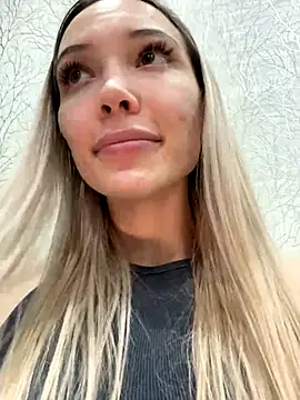 MoonSprinkle's cam snapshot