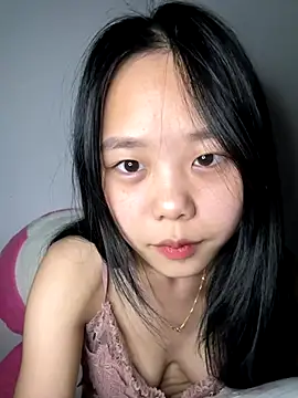 Kiee-lee live sex cam