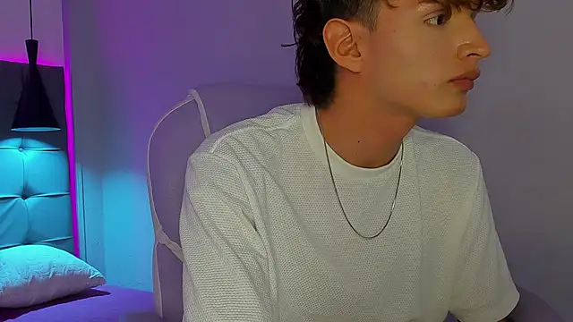 NicolasFerrer18's cam snapshot