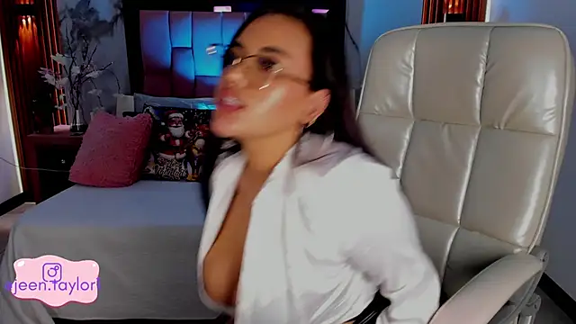 Jeen_Taylor's cam snapshot