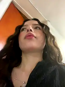 Sofia18_pinkk's cam snapshot