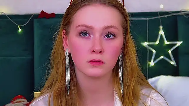 AgataFoxley's cam snapshot