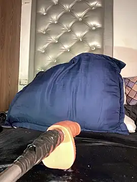 tokio_and_rio's cam snapshot