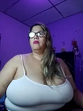 EllisW8's cam snapshot