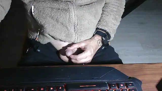 Adri_gard live sex cam