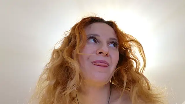 SimaGoldy live sex cam