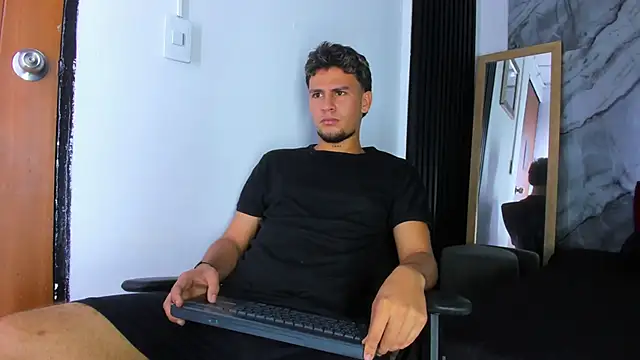 Alan-Smith1's cam snapshot