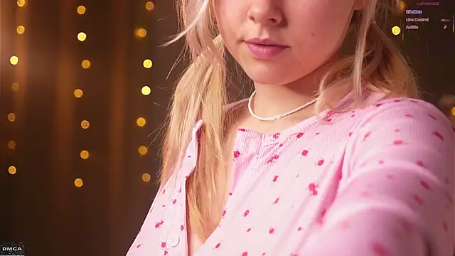 AccaCroyle's cam snapshot