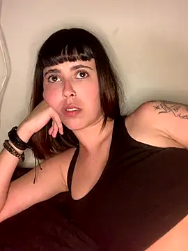 ninapellegrini17's cam snapshot