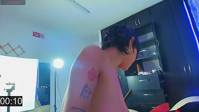 Sweetberryhot's cam snapshot