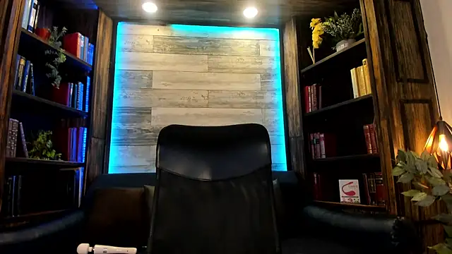 Donovan_Desmond's cam snapshot