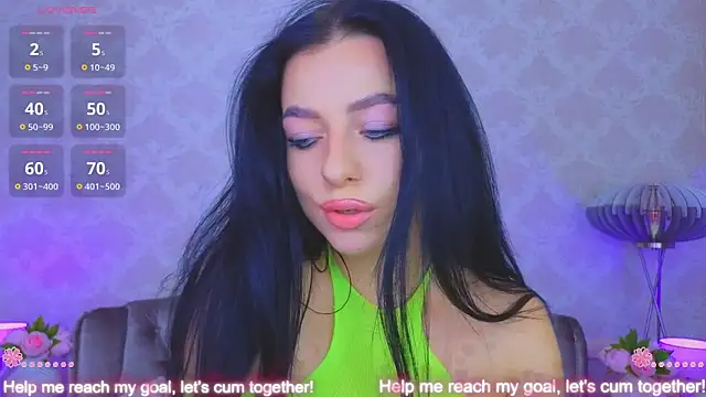 KitnissKiss live sex cam