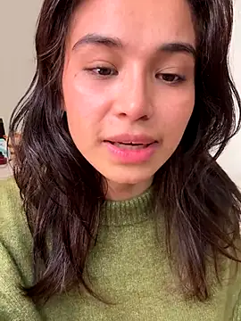 Adriennesexxx live sex cam