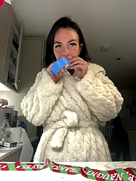 BELLABLACKXUK's cam snapshot