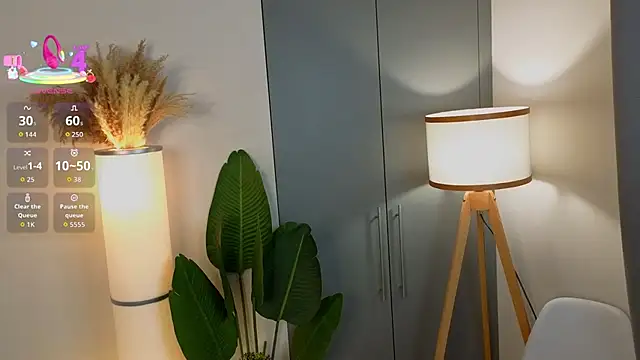 KaryTasch live sex cam