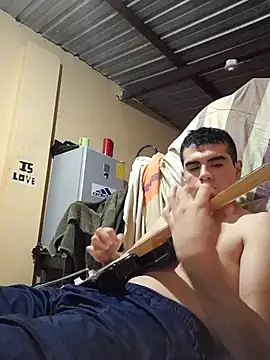 Ortiz3404 live sex cam