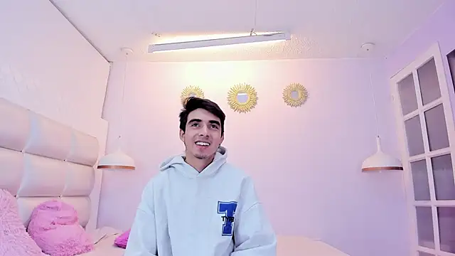 Hottie_Guy's cam snapshot