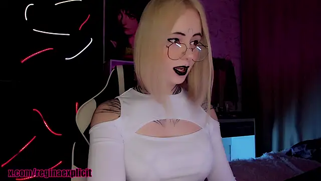 snake__bites live sex cam