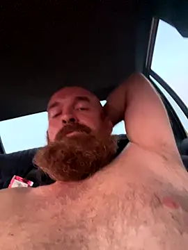 32XRedBeard live sex cam