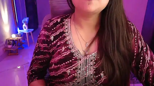 Mitikaa live sex cam