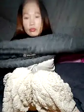 blonde_blg's cam snapshot