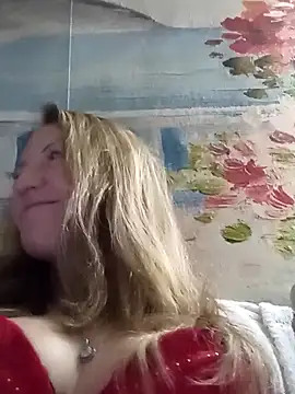 KattyLuuu's cam snapshot