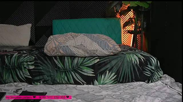 home_horny_eva's cam snapshot