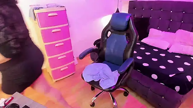 Aliciia_cute1's cam snapshot