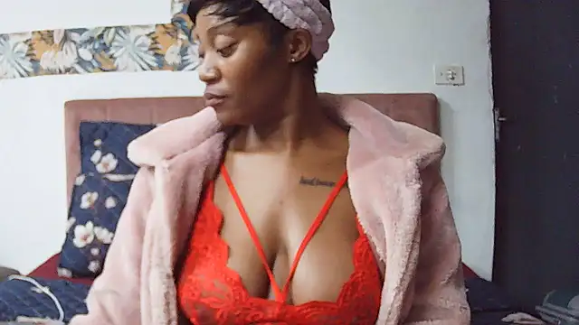 SweetPortableAmber's cam snapshot