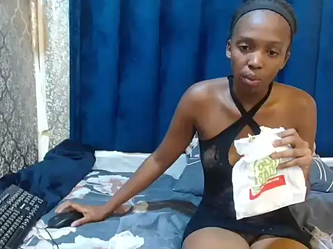 SlimBitch202's cam snapshot