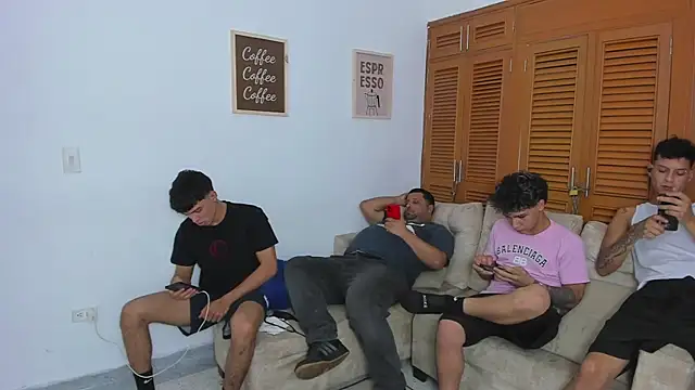 brutal_sex_room2k's cam snapshot