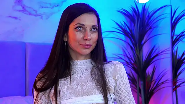 EllyLynn's cam snapshot