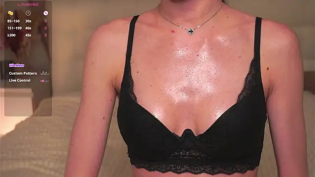 RenateRansone's cam snapshot