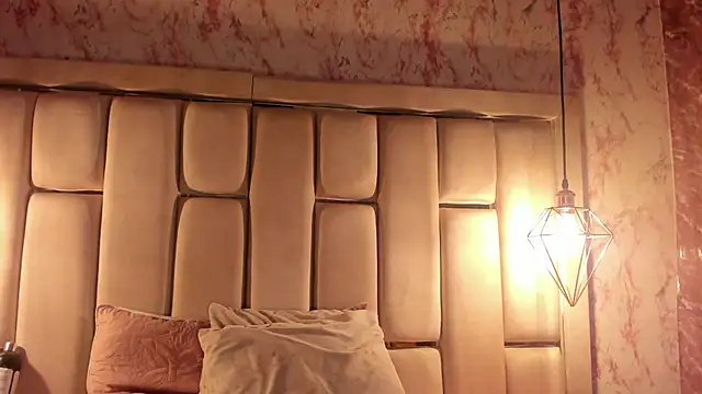 WILD_FIREE_'s cam snapshot