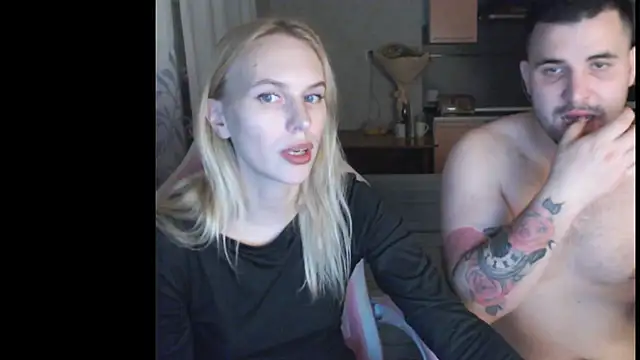 Elsa_Li's cam snapshot